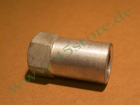 2932-32 // Mutter, Haltestange, Trittbretter, hinten, cadmiert