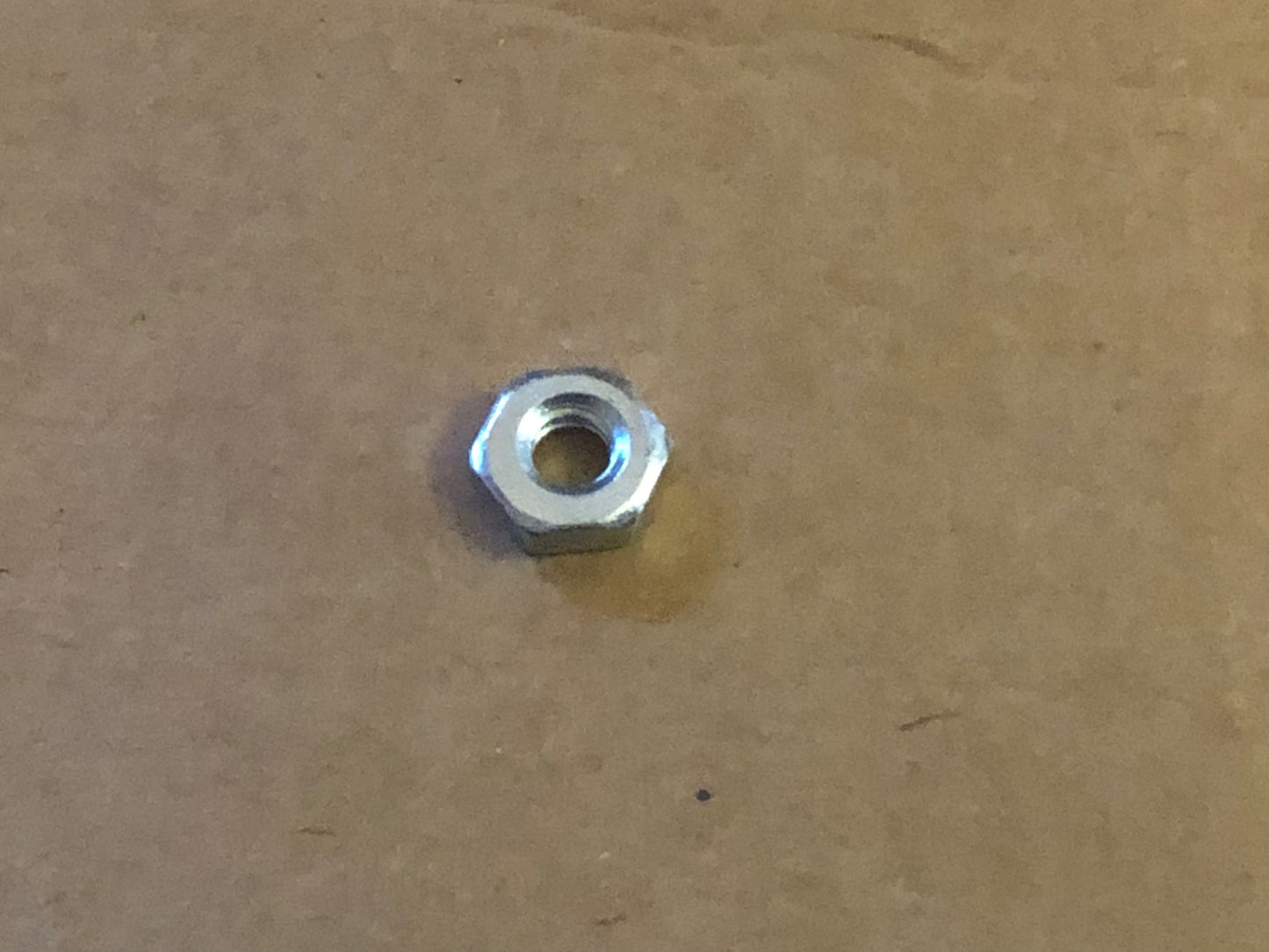 0104 // Mutter, 10-24 UNC, cadmiert